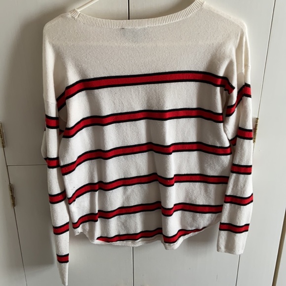 White and red striped sweater - Picture 3 of 4